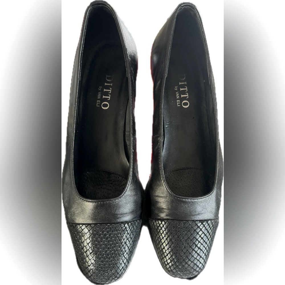 VANELI Black Nappa Ferkel flat shoes leather, snake toe, covered heel 7-7.5 Exce